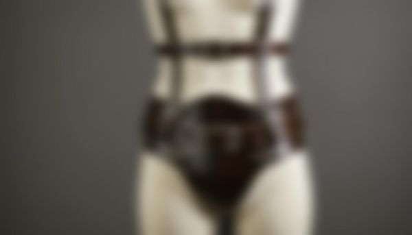 Ceinture de chasteté féminine : ce que personne ne dit avant d'en porter une